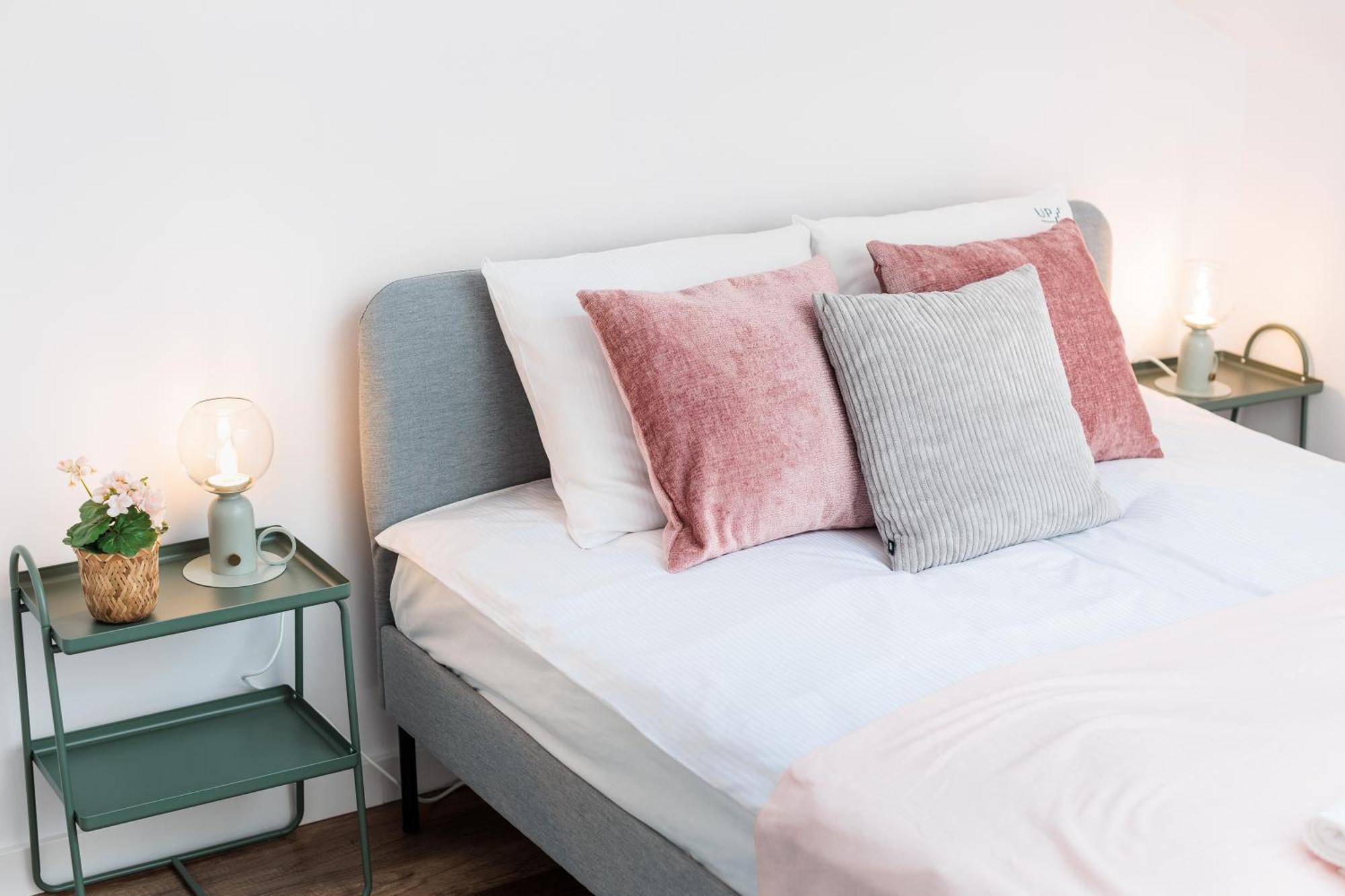 Krakow Trailside Apartments - By Upstairs Экстерьер фото